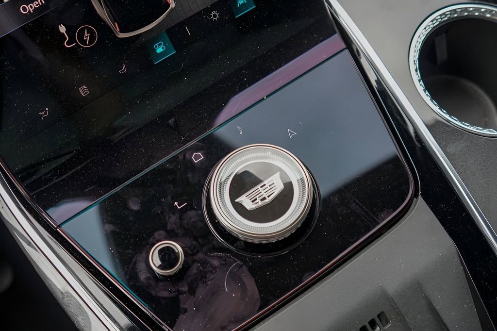 New 2025 Cadillac Escalade IQ Sport 2 AWD/4WD image 14