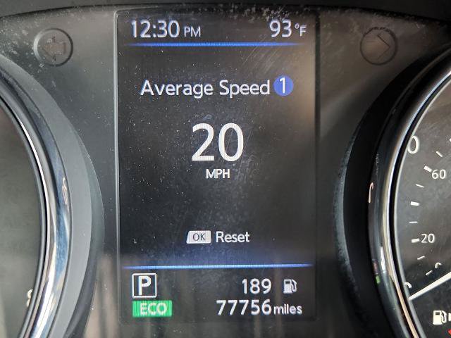 Certified 2018 Nissan Rogue SV w/ Premium Package FWD image 29