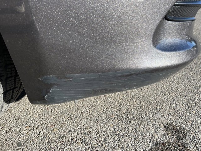 Used 2019 Chrysler Pacifica Touring image 18