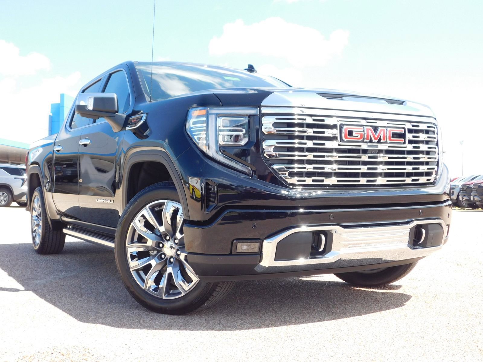 New 2025 GMC Sierra 1500 Denali w/ Denali Reserve Package
