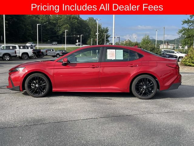 Used 2025 Toyota Camry SE FWD video 2