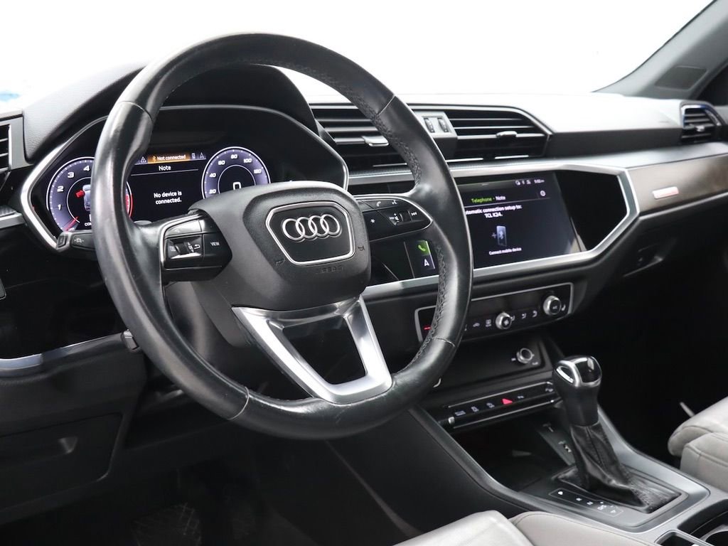 Used 2021 Audi Q3 2.0T Premium Plus w/ Premium Plus Package image 17