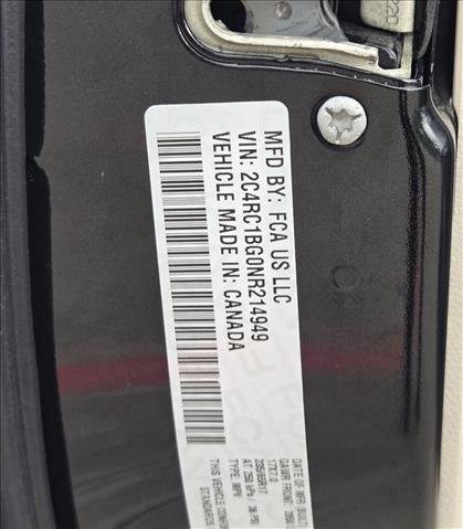Used 2022 Chrysler Pacifica Touring-L image 22