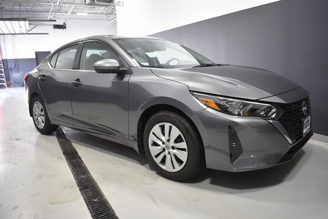 Certified 2025 Nissan Sentra S image 7