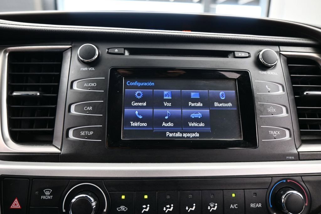 Used 2019 Toyota Highlander LE FWD image 20