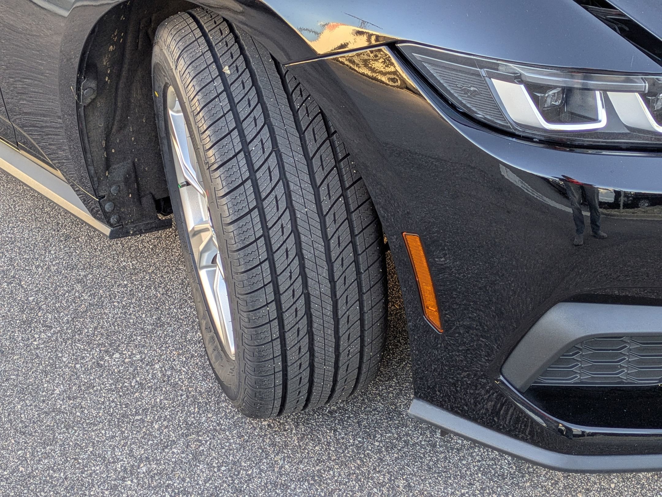 Certified 2024 Ford Mustang Coupe image 33