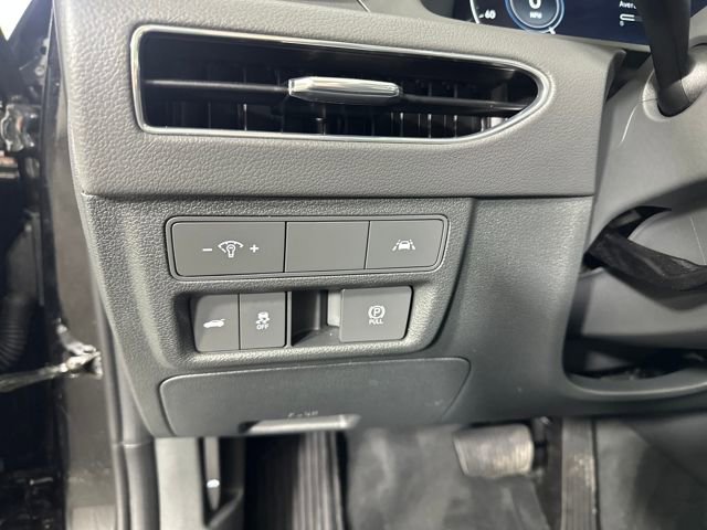 Used 2023 Hyundai Sonata Limited w/ Preferred Accessory Package image 19
