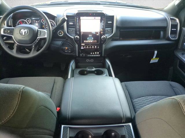 New 2026 RAM 2500 Big Horn AWD/4WD image 15