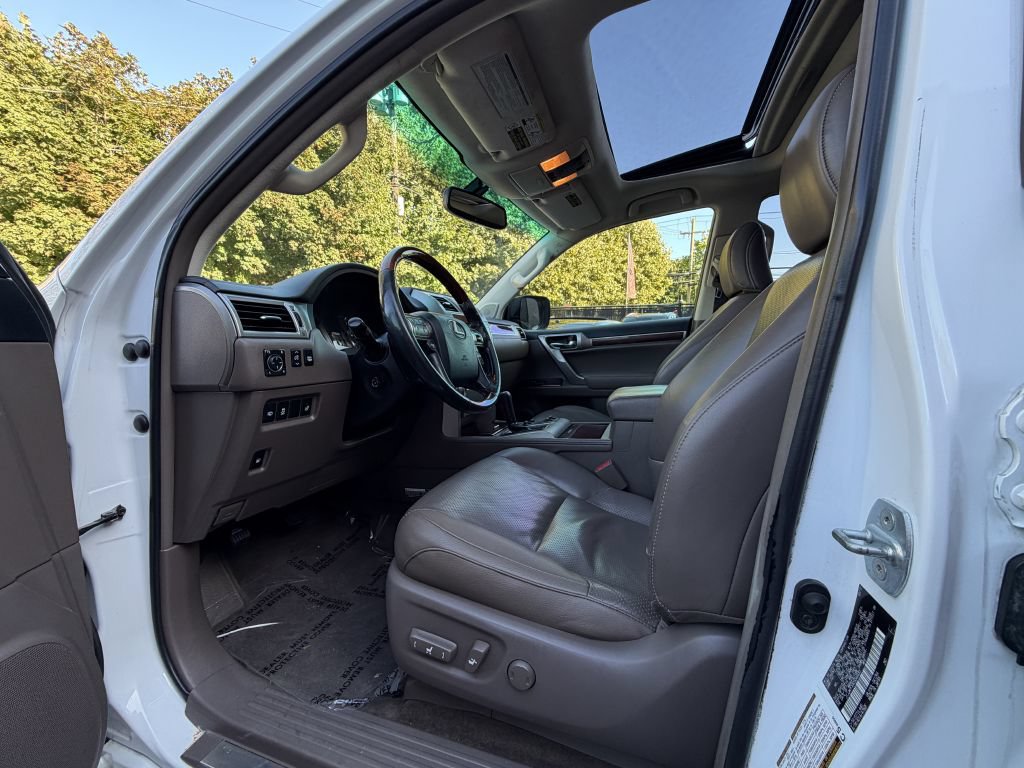 Used 2012 Lexus GX 460 Premium AWD/4WD image 11