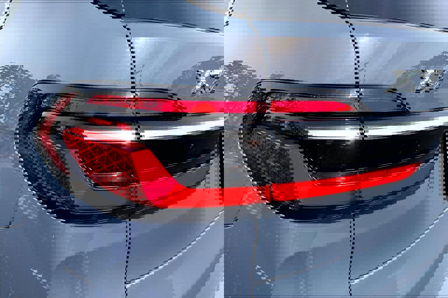 Certified 2024 BMW X7 xDrive40i w/ Premium Package image 29