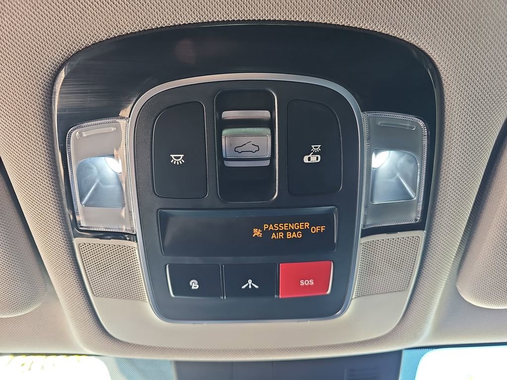 Used 2022 Hyundai Sonata Limited w/ Cargo Package image 32