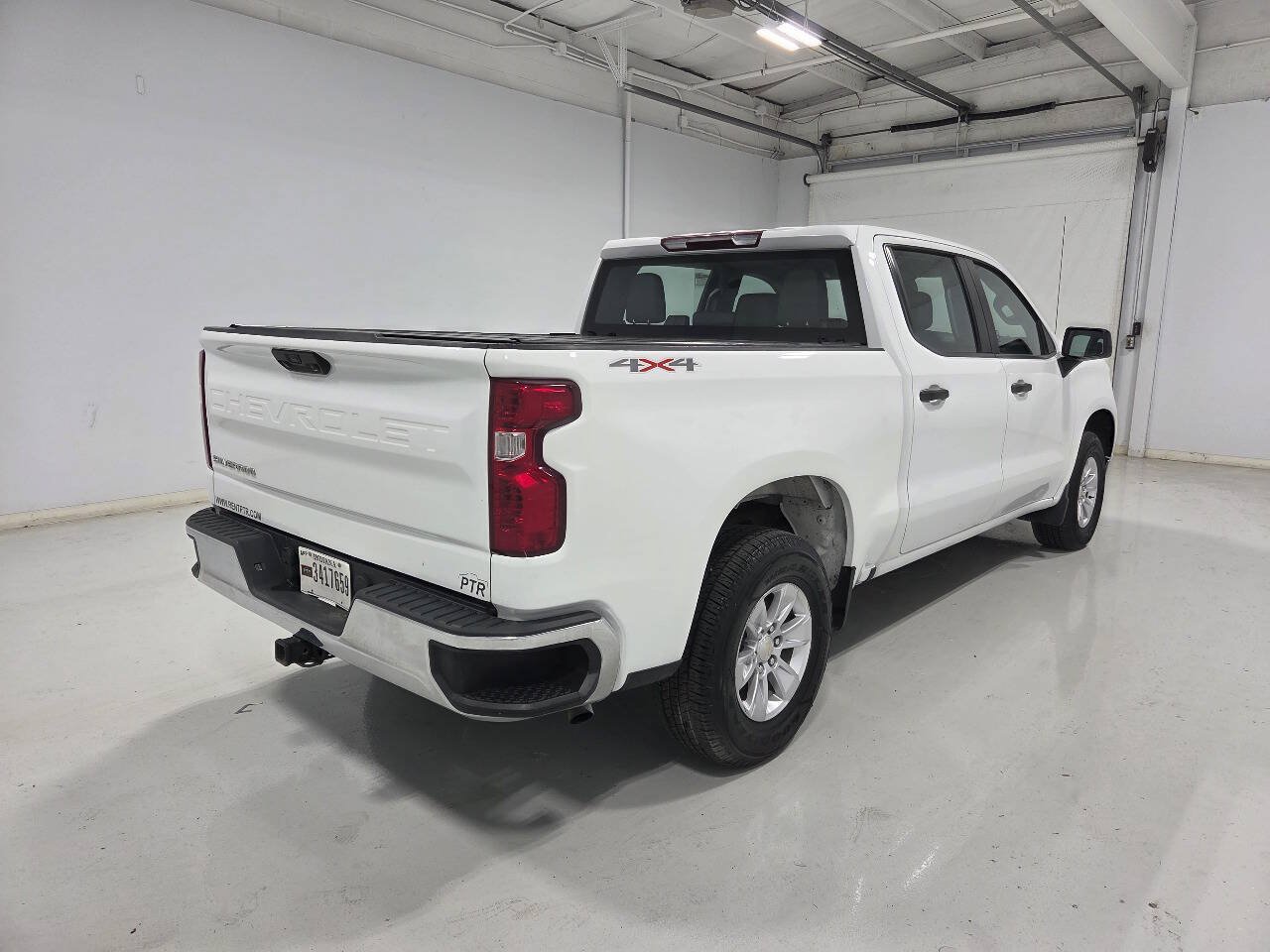 Used 2022 Chevrolet Silverado 1500 W/T w/ Trailering Package AWD/4WD image 10