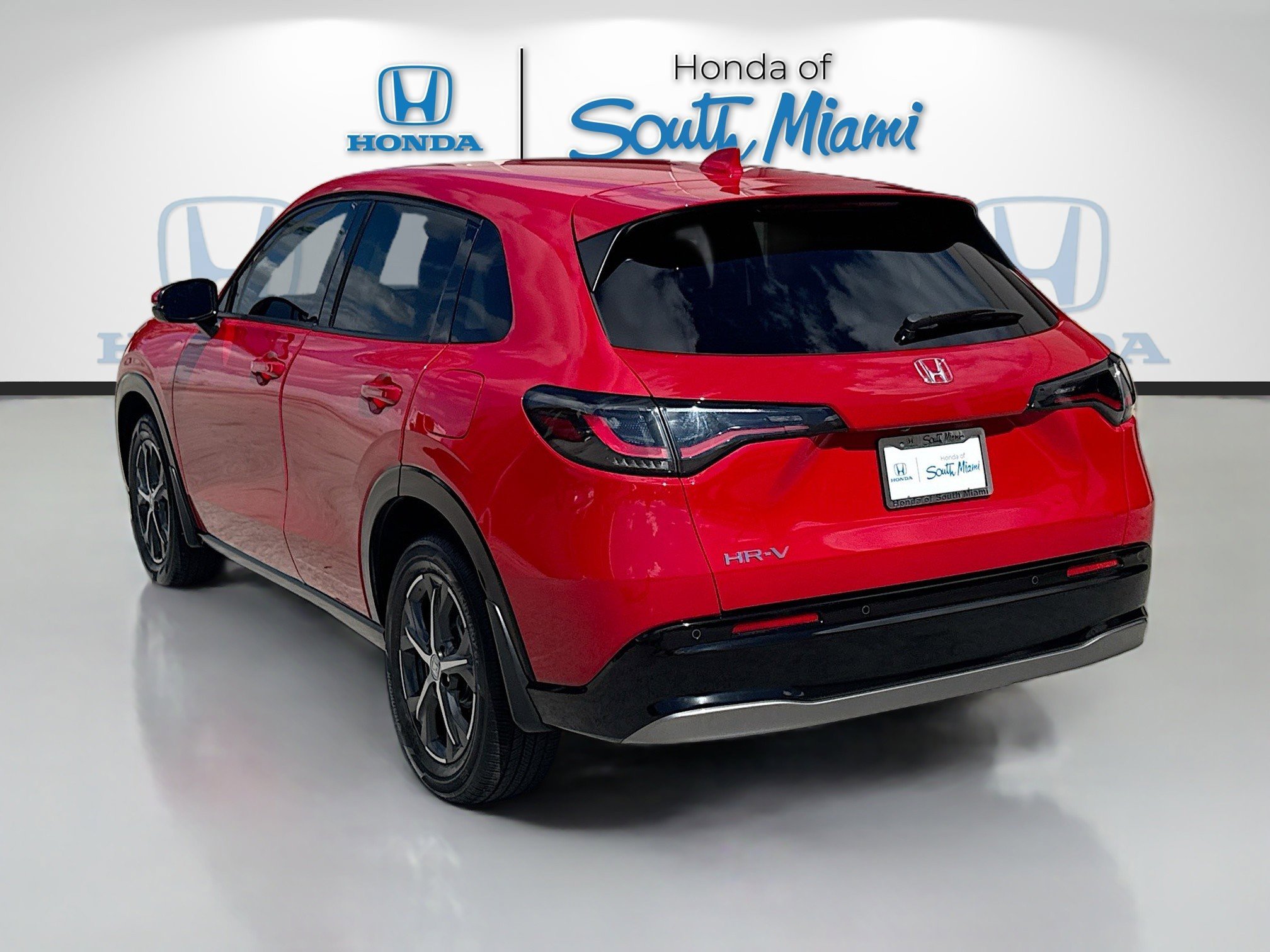 Certified 2024 Honda HR-V EX-L image 5