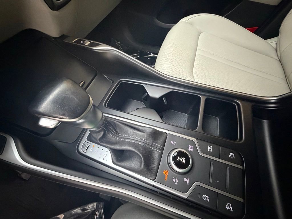 Used 2021 Kia Sorento S image 19