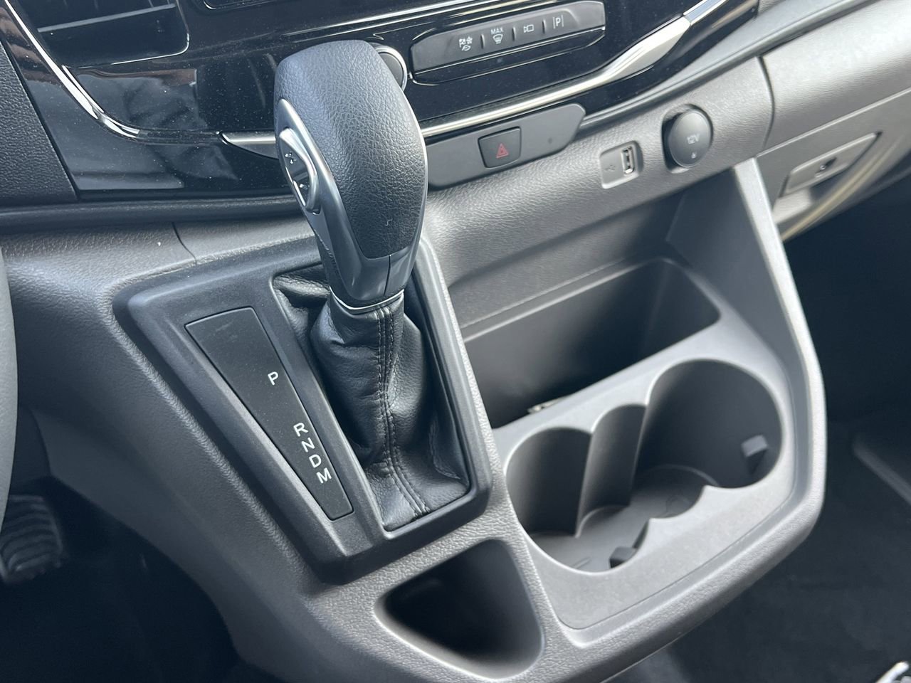 New 2026 Ford Transit 350 148 Medium Roof Wagon RWD image 8