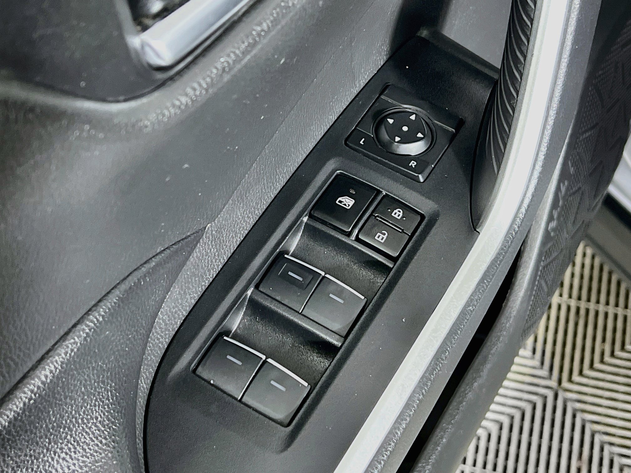 Certified 2024 Toyota RAV4 XLE FWD image 18