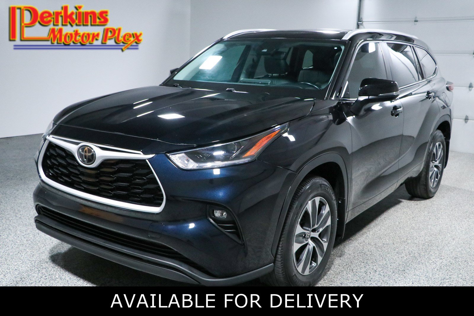 Used 2024 Toyota Highlander XLE