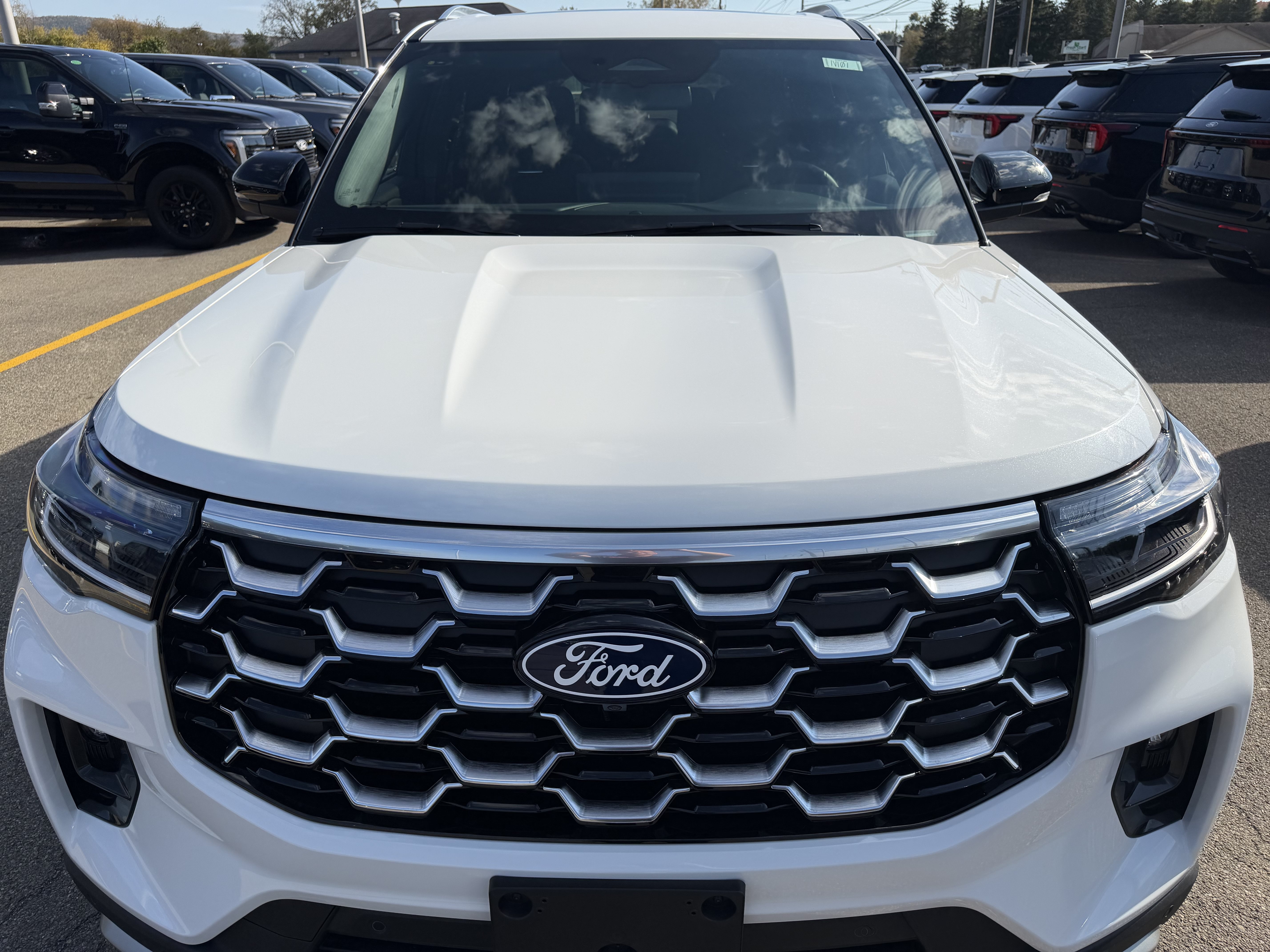 New 2027 Ford Explorer Platinum w/ LUX Leather Package AWD/4WD image 5