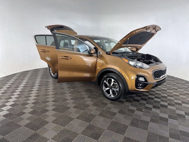Used 2020 Kia Sportage LX image 12