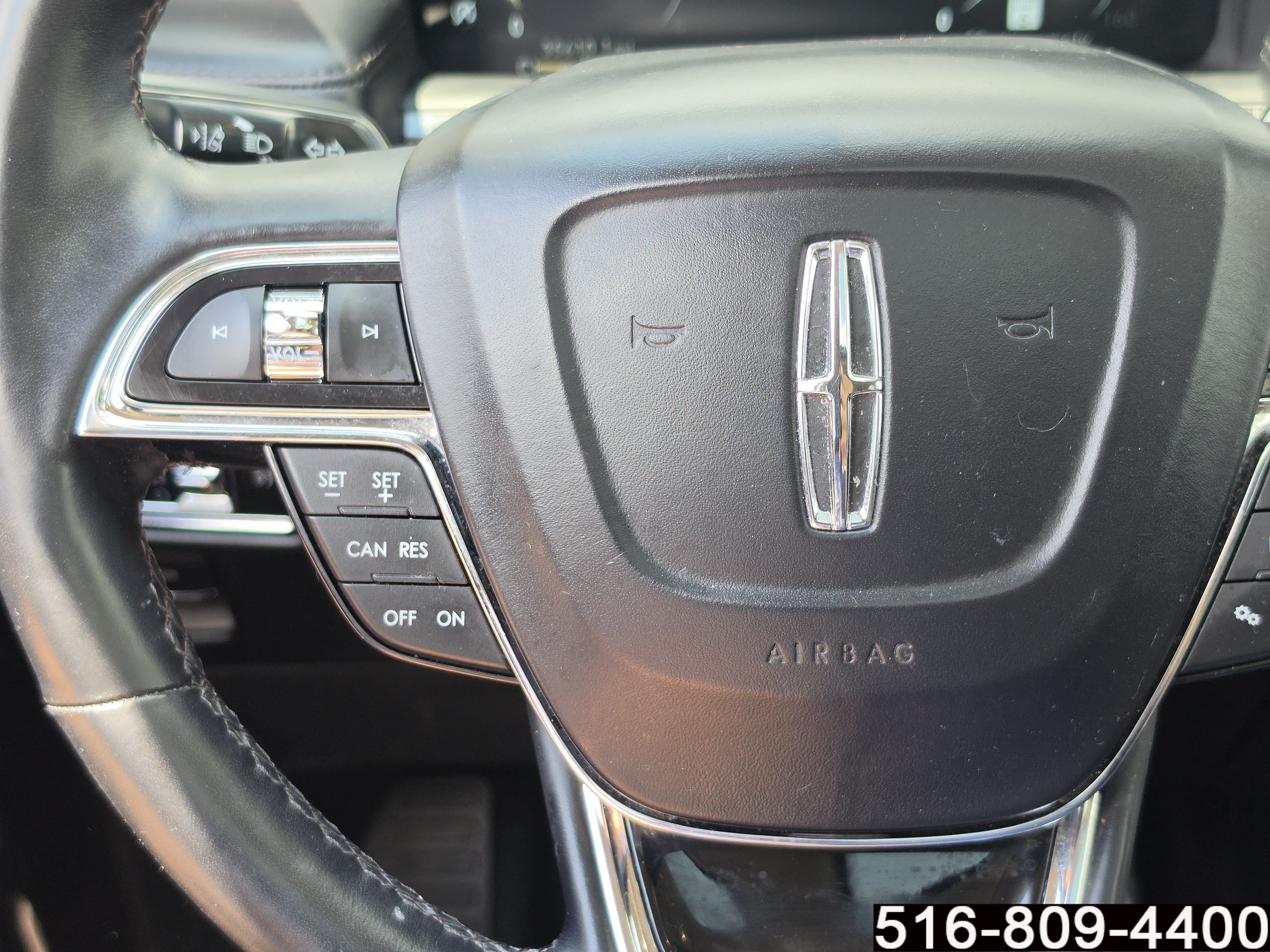 Used 2023 Lincoln Nautilus Reserve AWD/4WD image 21