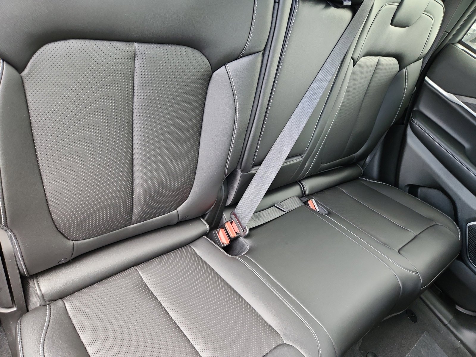 New 2025 Jeep Grand Cherokee Limited 4xe w/ Luxury Tech Group II image 18