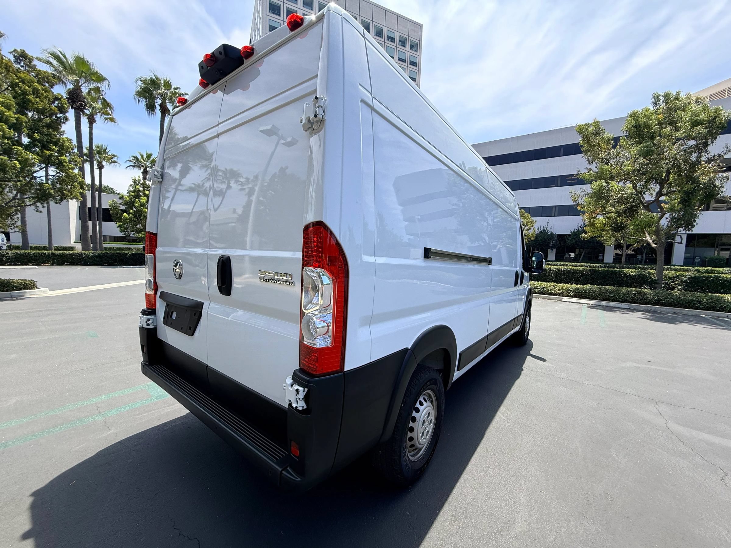 Used 2024 RAM ProMaster 2500 159 High Roof w/ Premium Convenience Group FWD image 7