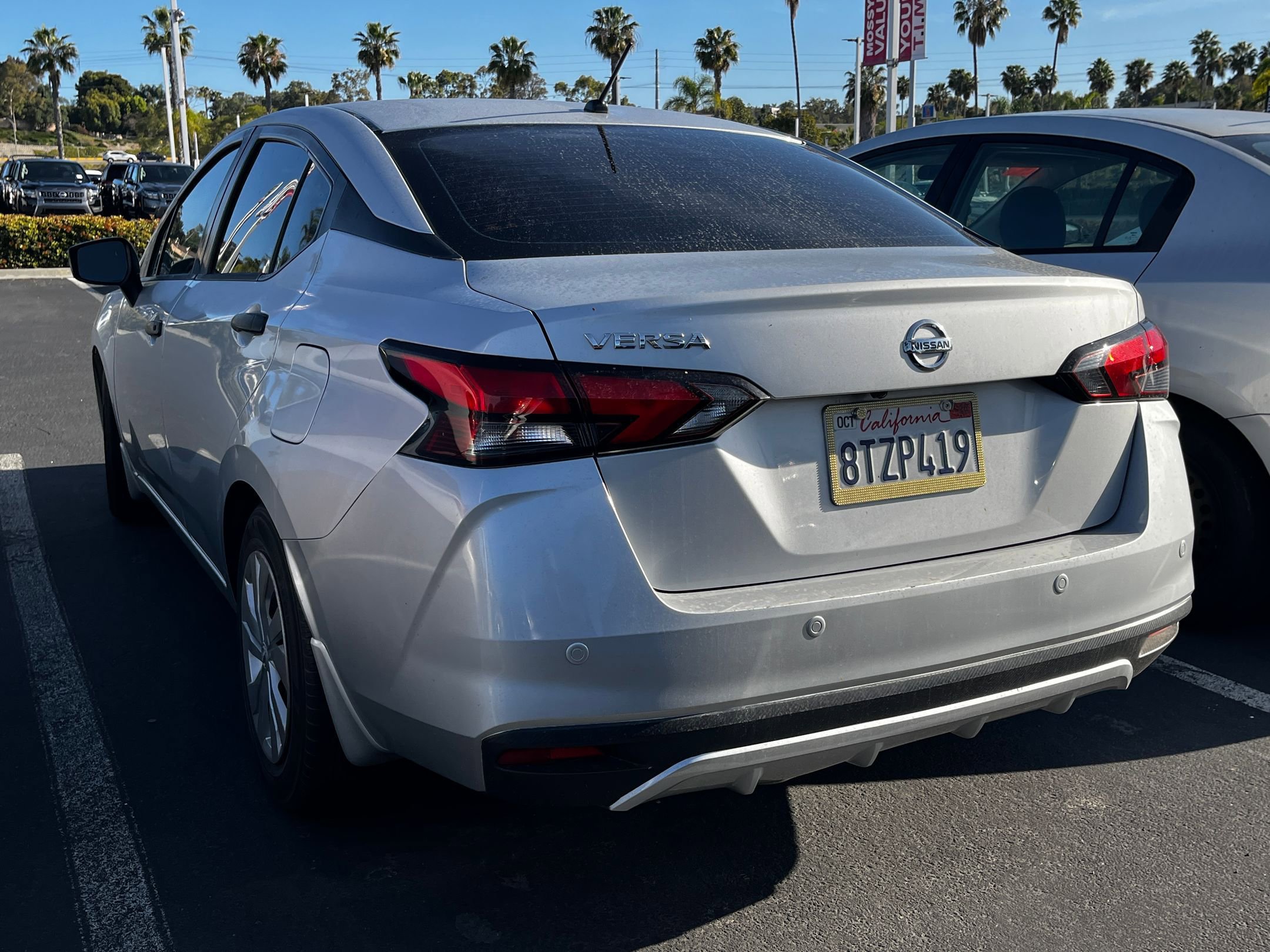 Used 2020 Nissan Versa S image 3