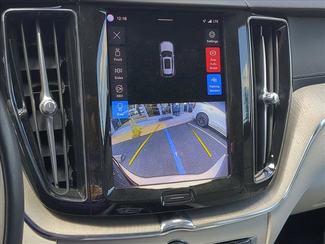 Used 2023 Volvo XC60 T8 Ultimate image 14