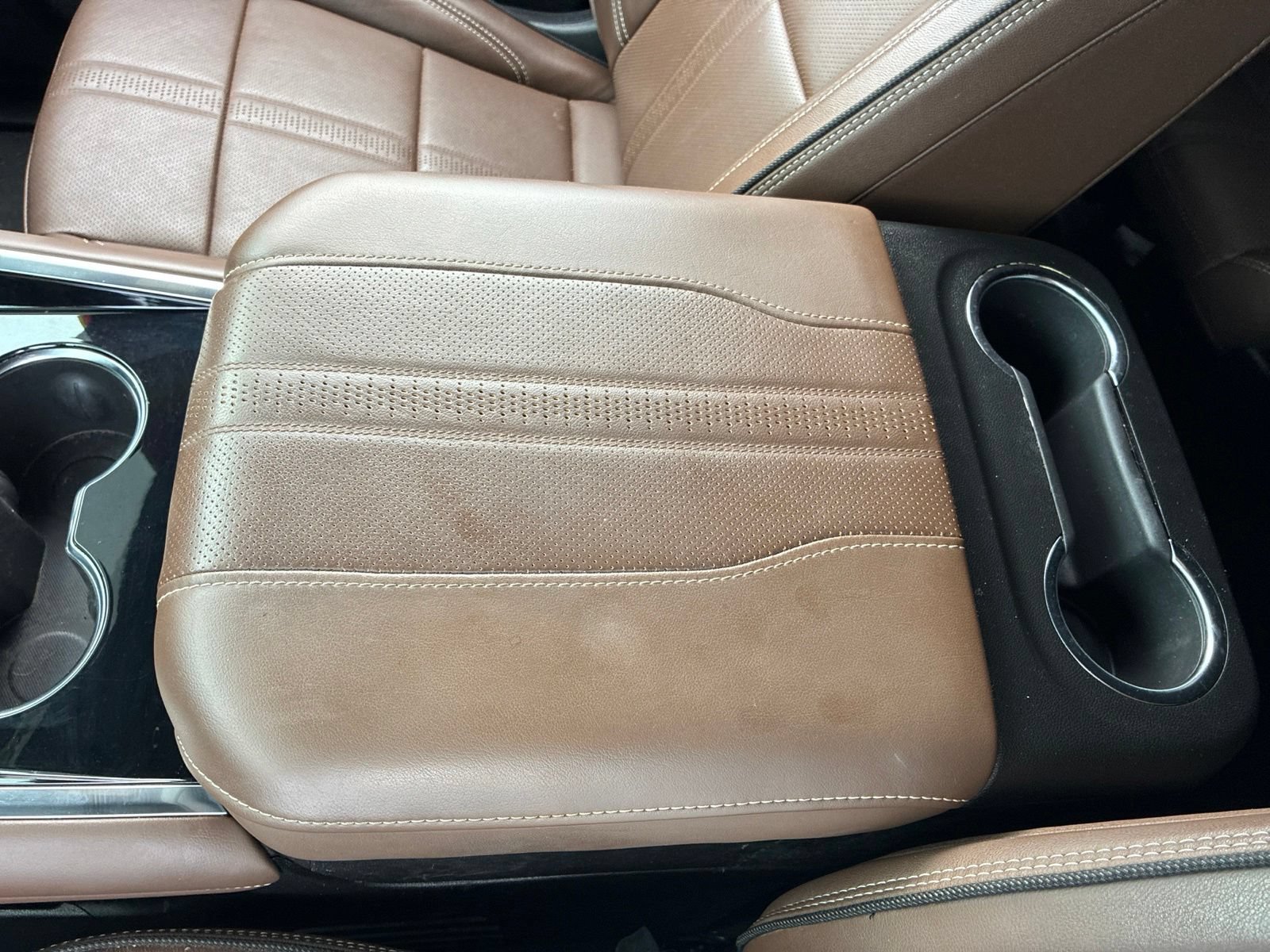 Used 2025 Chevrolet Tahoe High Country RWD image 38