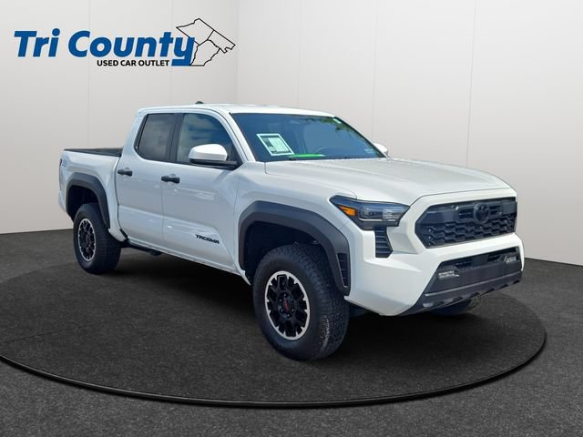 Certified 2026 Toyota Tacoma TRD Off-Road AWD/4WD image 1