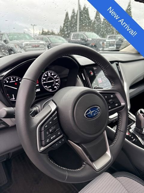 Used 2025 Subaru Outback Premium image 11