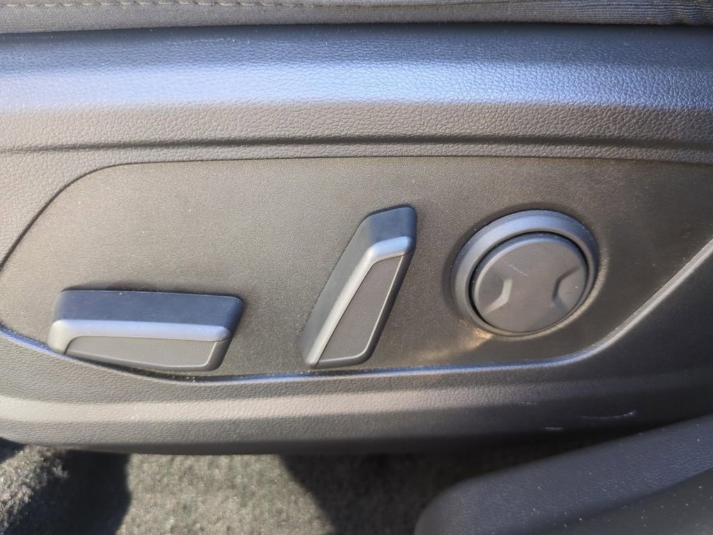 Certified 2025 Hyundai Santa Cruz SEL image 18