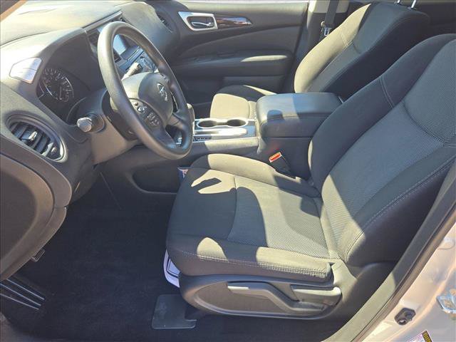 Used 2020 Nissan Pathfinder S FWD image 15