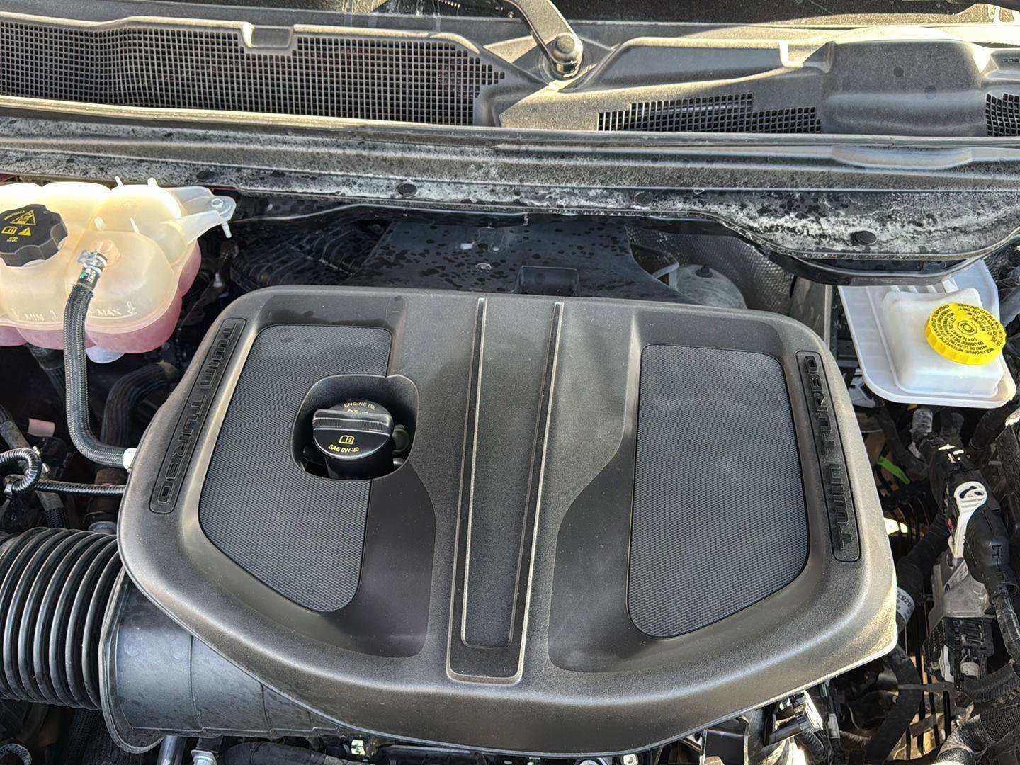 Used 2025 RAM 1500 Laramie w/ Sport Appearance Package image 26