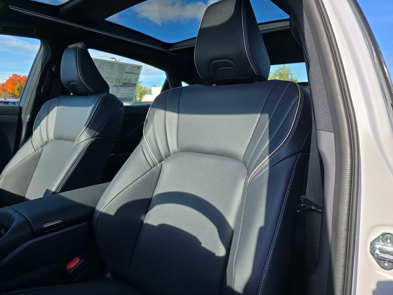 New 2026 Toyota Crown Platinum image 24