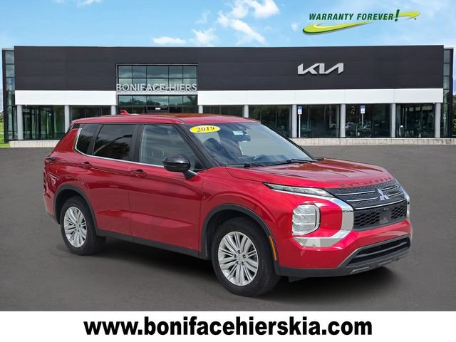 Used 2024 Mitsubishi Outlander ES