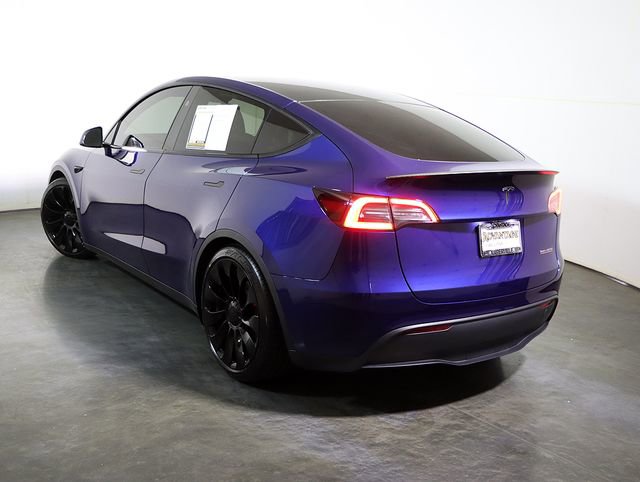 Used 2024 Tesla Model Y Performance image 2