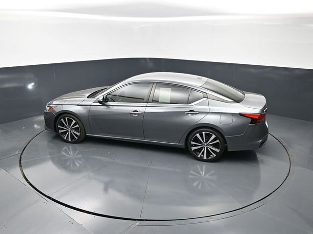 Used 2020 Nissan Altima 2.5 SR FWD image 15