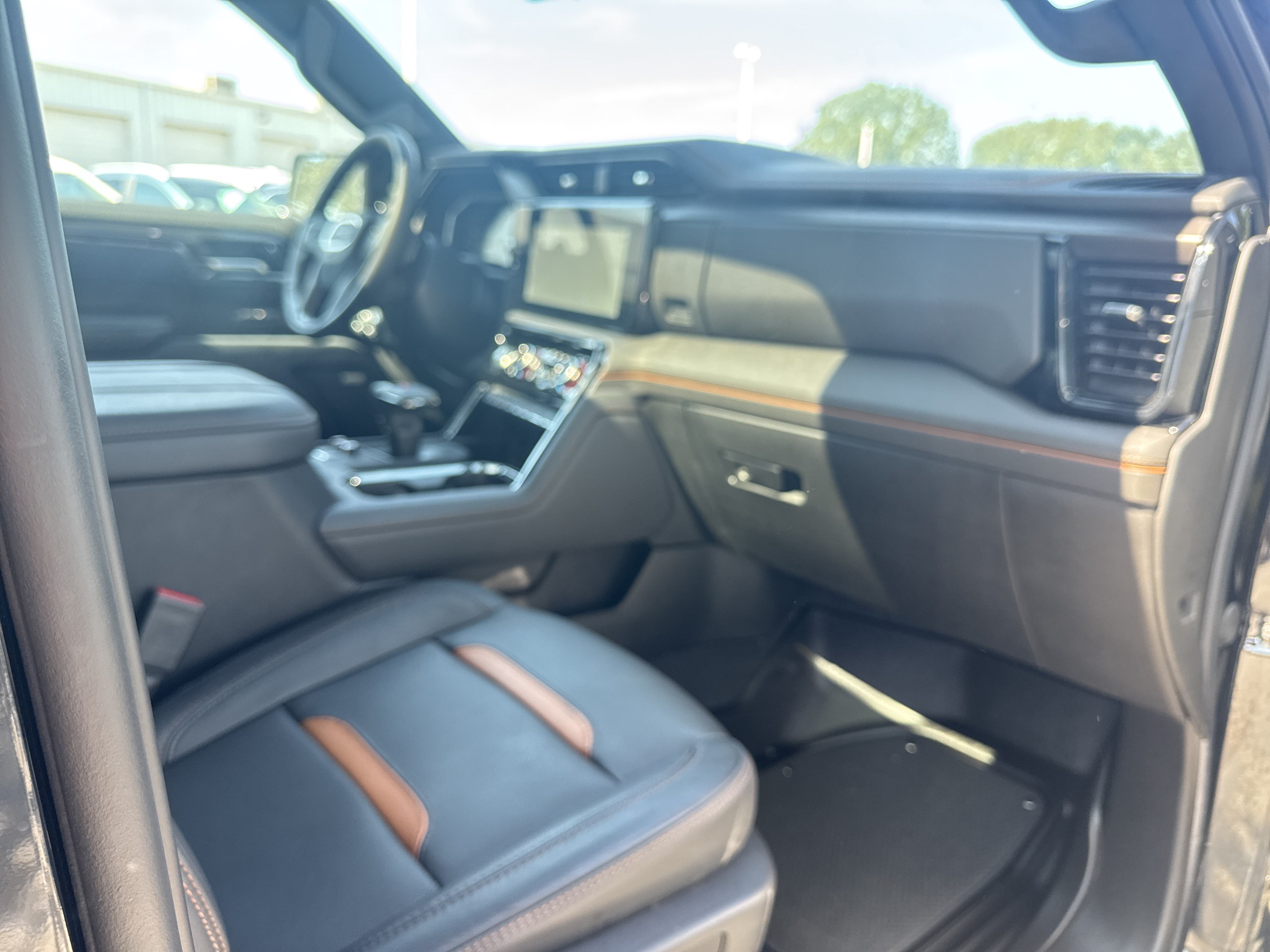 Used 2026 GMC Sierra 1500 AT4 w/ AT4 Premium Package AWD/4WD image 18