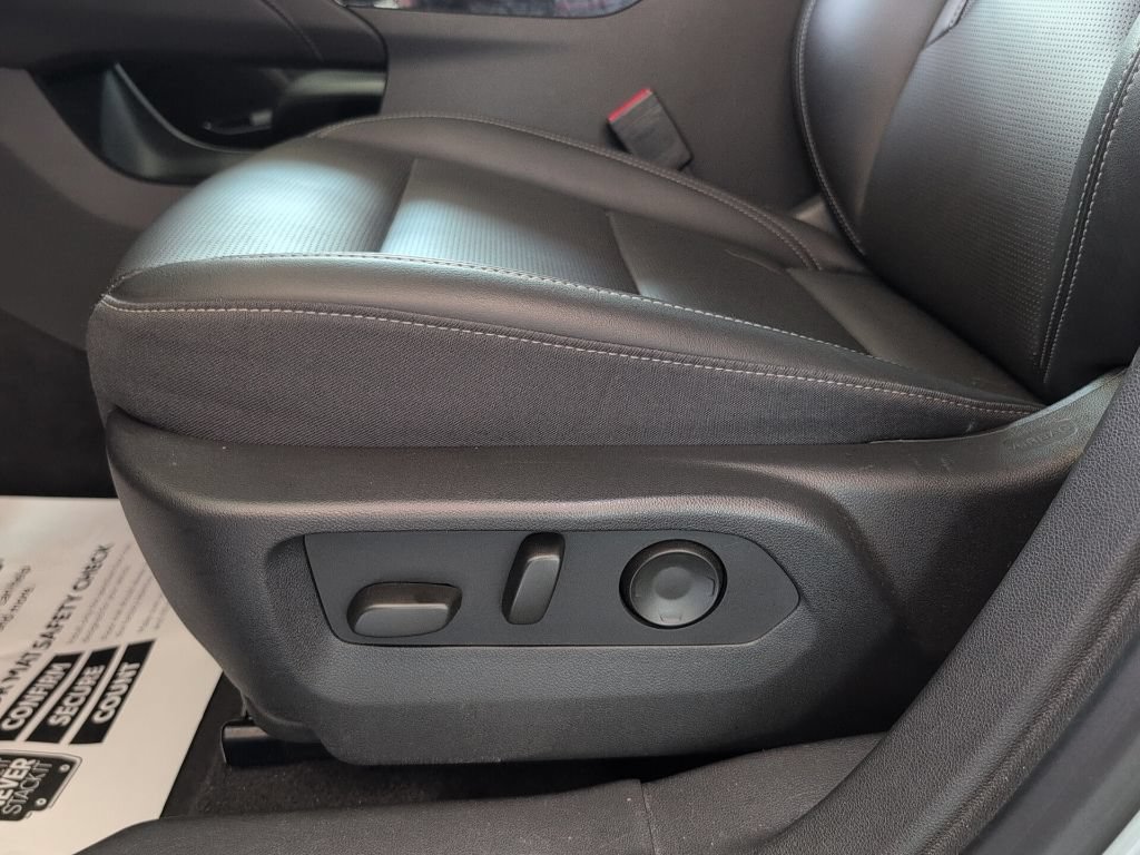 Used 2024 Buick Envision Preferred AWD/4WD image 14