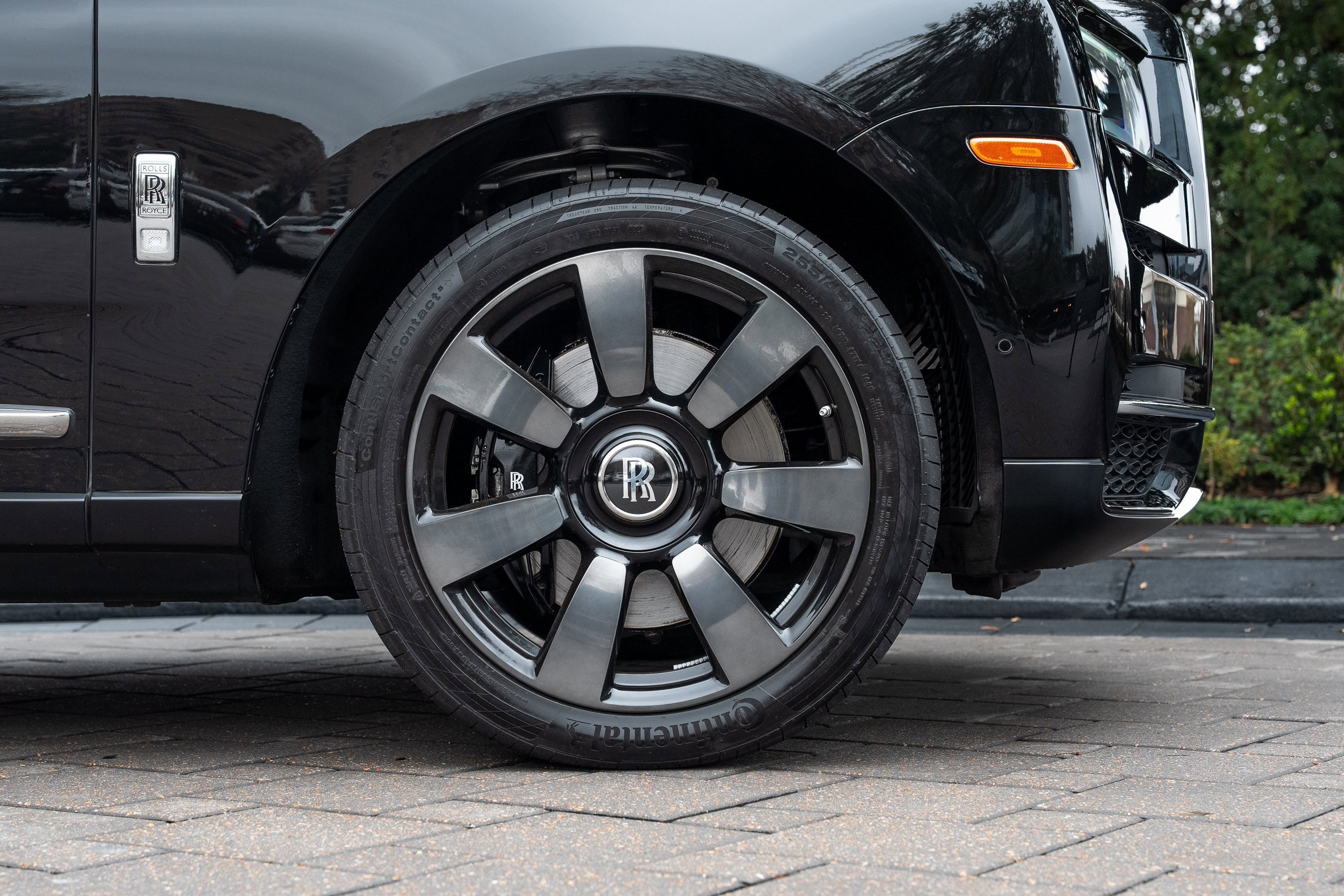 Used 2023 Rolls-Royce Cullinan w/ Cullinan Package image 6