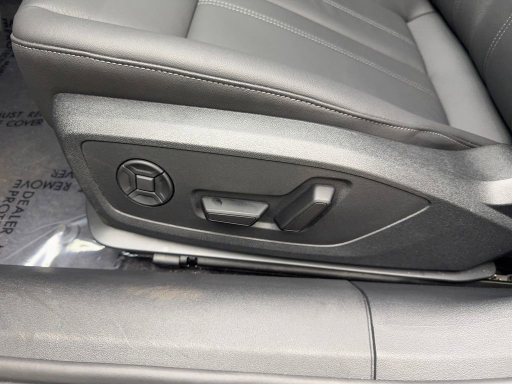 Used 2025 Audi A5 2.0T Premium w/ Convenience Package image 31