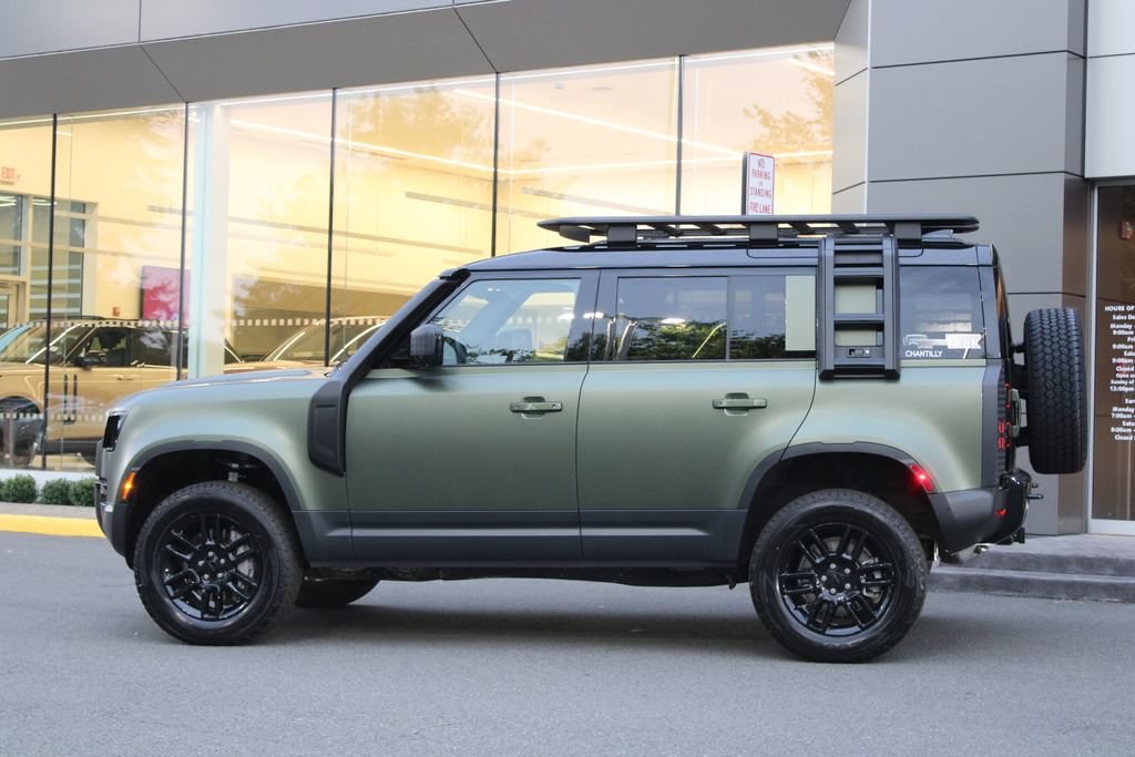 New 2026 Land Rover Defender 110 S AWD/4WD image 6