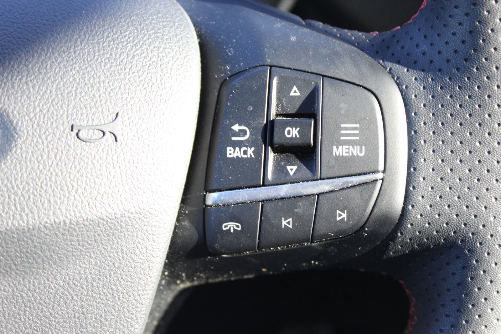 Used 2024 Ford Escape ST-Line w/ Tech Pack #1 image 24