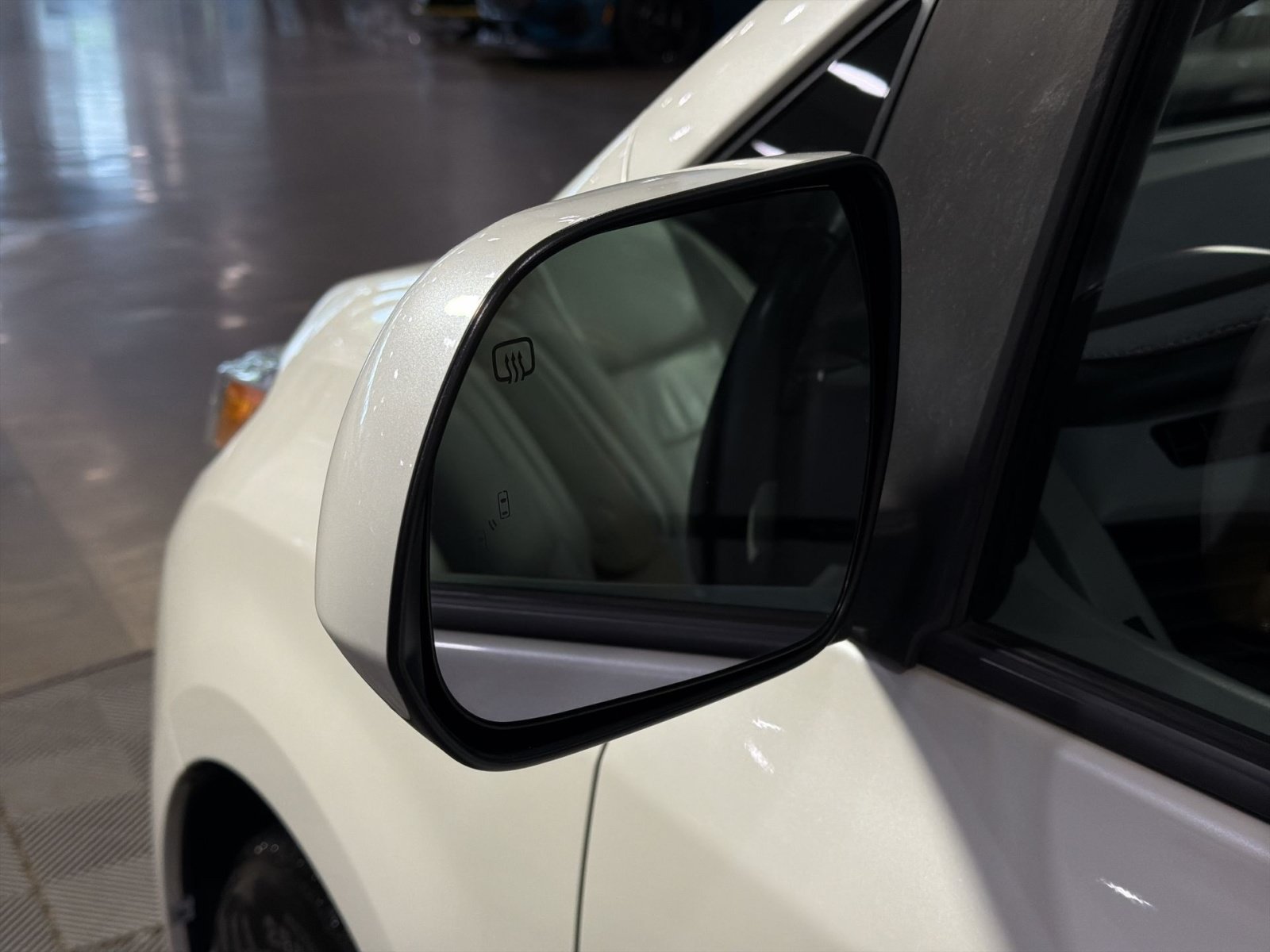 Used 2018 Toyota Sienna XLE Premium FWD image 14