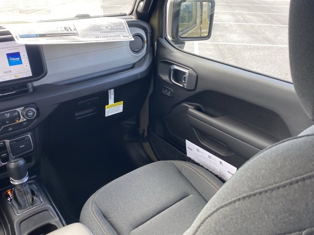 New 2026 Jeep Gladiator Sport image 34