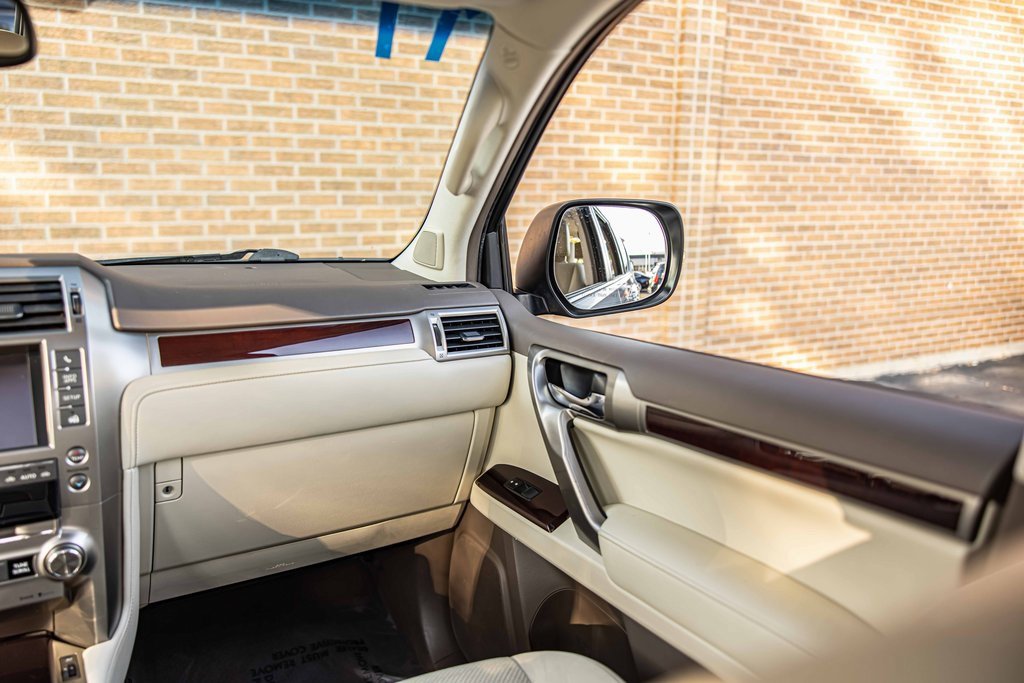 Used 2017 Lexus GX 460 Luxury image 41