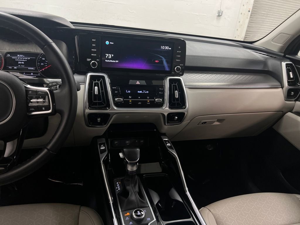 Used 2021 Kia Sorento SX image 19