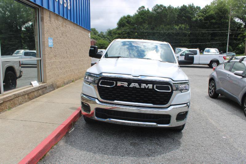 Used 2025 RAM 1500 Big Horn AWD/4WD image 2