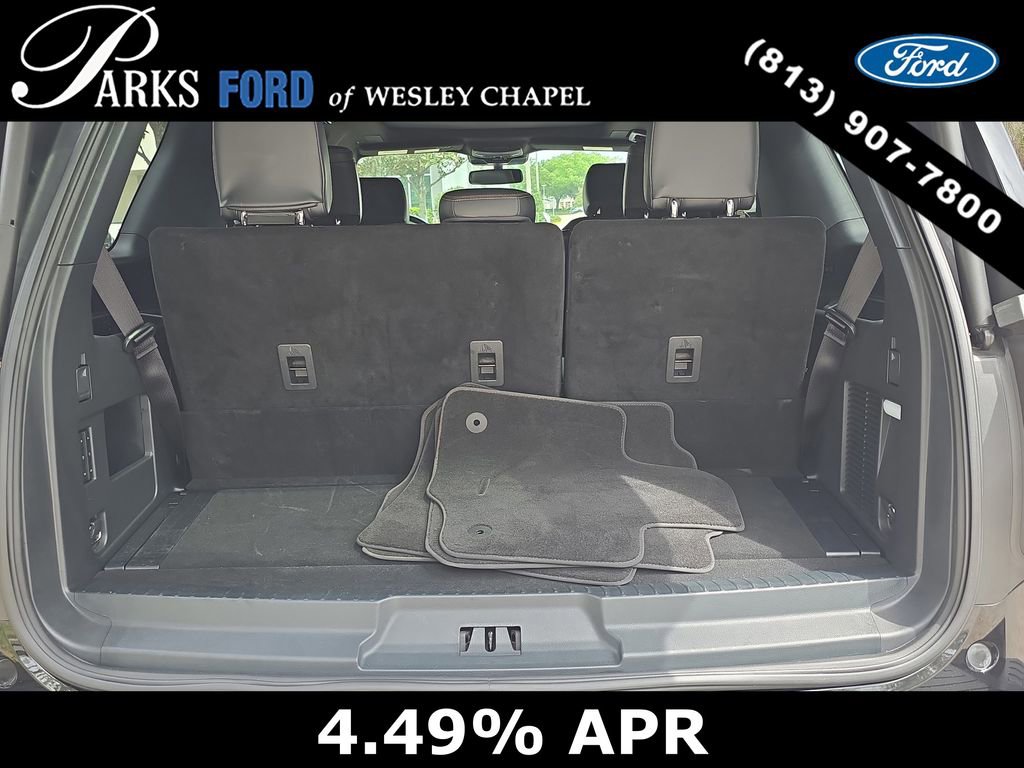 Certified 2024 Ford Expedition Platinum RWD image 8